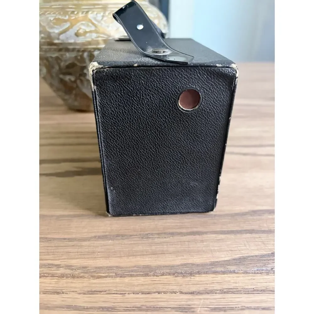 Antique 1930s Kodak SIX-20 Brownie Junior Art Deco Style Box Camera